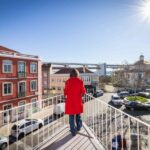 Stylish Renovated Townhouse with Terrace & River Views in Vibrant Alcântara